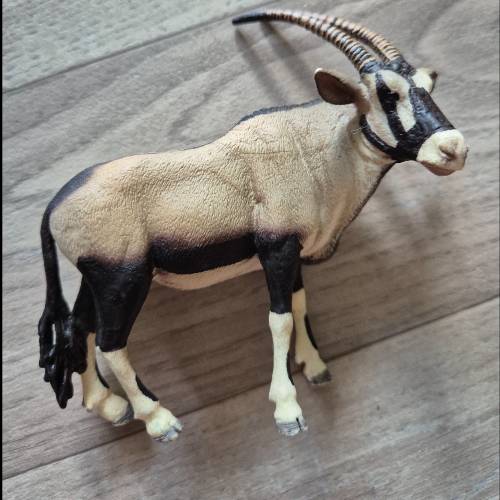 Schleich Oryxantilope , zu finden beim Stand 16 am Standort Flohkids Berlin Ost