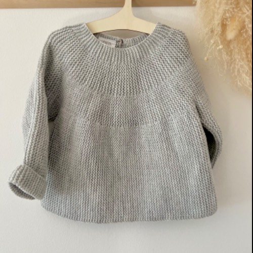 Wie NEU Zara Strickpulli hellg, zu finden beim Stand 71 am Standort Flohkids Berlin Ost