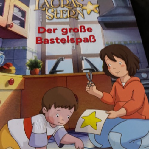 Lauras Stern Bastelbuch, zu finden beim Stand 226 am Standort Flohkids Berlin Ost