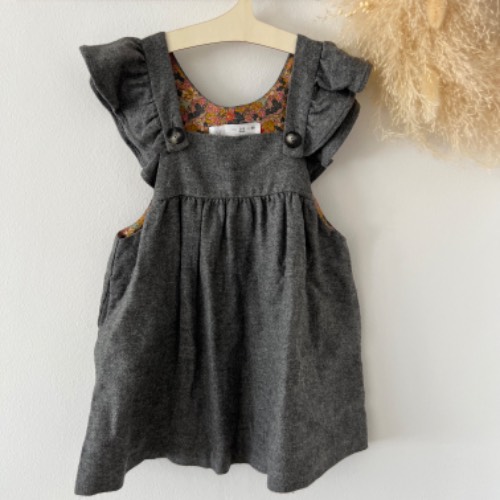 NEU Zara Tweed Kleid  Größe: 104, zu finden beim Stand 71 am Standort Flohkids Berlin Ost