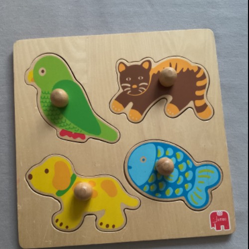 Jumbo Holzpuzzle, zu finden beim Stand 222 am Standort Flohkids Berlin Ost