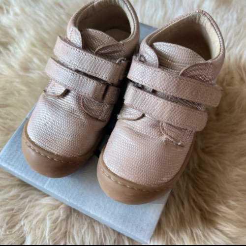 Clic! rose metallic  Größe: 24, zu finden beim Stand 71 am Standort Flohkids Berlin Ost