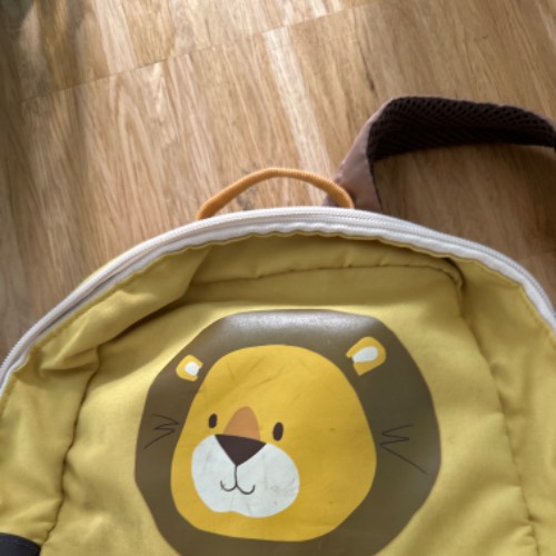 Sigikid Rucksack Löwe , zu finden beim Stand 2 am Standort Flohkids Berlin Ost