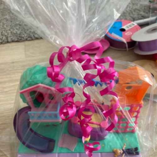 Polly Pocket Spielplatz, zu finden beim Stand 210 am Standort Flohkids Berlin Ost