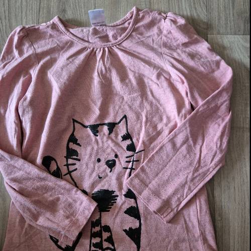 Langarmshirt katze  Größe: 110/116, zu finden beim Stand 100 am Standort Flohkids Berlin Ost