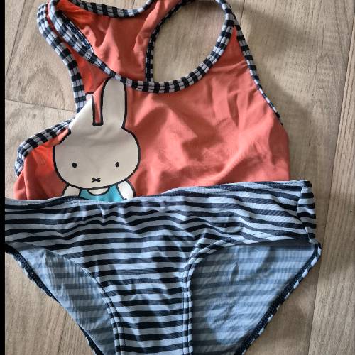 Bikini miffy  Größe: 104, zu finden beim Stand 100 am Standort Flohkids Berlin Ost