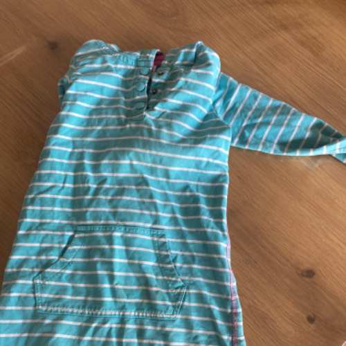 Pulli Kleid blau  Größe: 116, zu finden beim Stand 77 am Standort Flohkids Berlin Ost