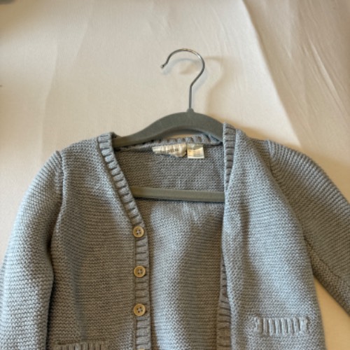 Lupilu Strickjacke , zu finden beim Stand 107 am Standort Flohkids Berlin Ost