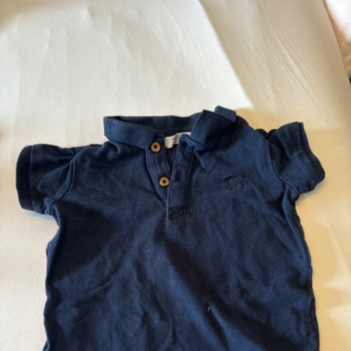 Mango Polo Shirt  Größe: 74, zu finden beim Stand 107 am Standort Flohkids Berlin Ost