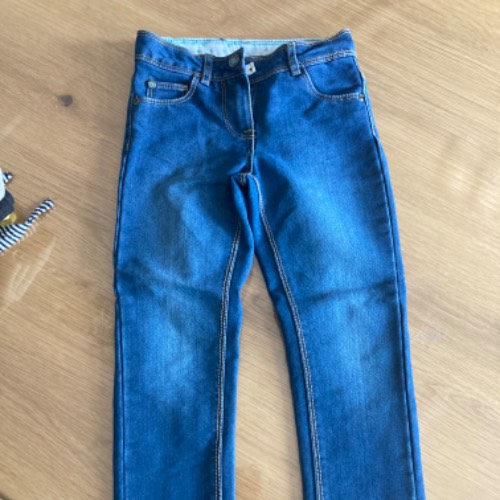 Jeans  Größe: 104 , zu finden beim Stand 77 am Standort Flohkids Berlin Ost