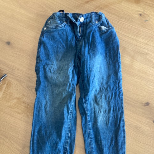 Jeans blau gefüttert  Größe: 110/116, zu finden beim Stand 77 am Standort Flohkids Berlin Ost