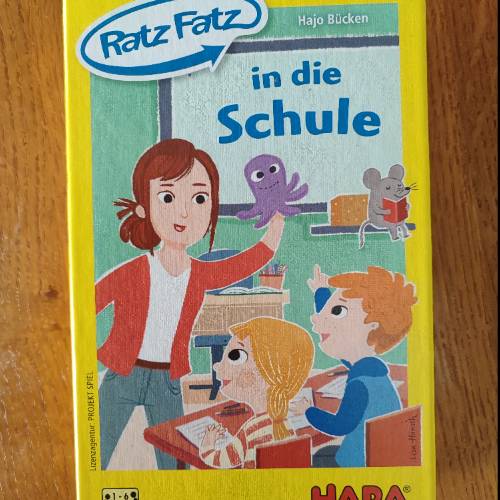 In die Schule Haba Spiel , zu finden beim Stand 59 am Standort Flohkids Berlin Ost