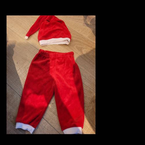 Weihnachts outfit Größe  Größe: 80, zu finden beim Stand 237 am Standort Flohkids Berlin Ost