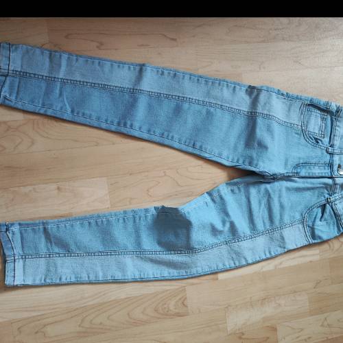 Pusblu Jeans  Größe: 128, zweif. hell , zu finden beim Stand 59 am Standort Flohkids Berlin Ost