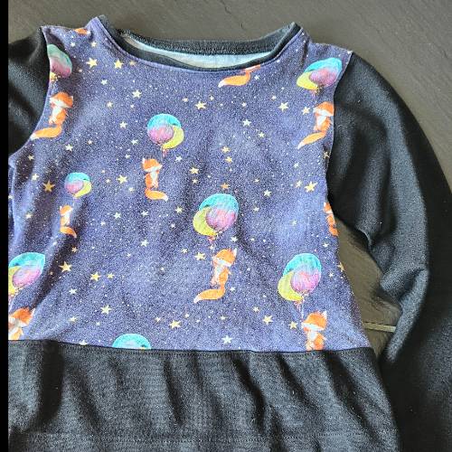 Pulli, handmade, Größe: 80/86, zu finden beim Stand 83 am Standort Flohkids Berlin Ost