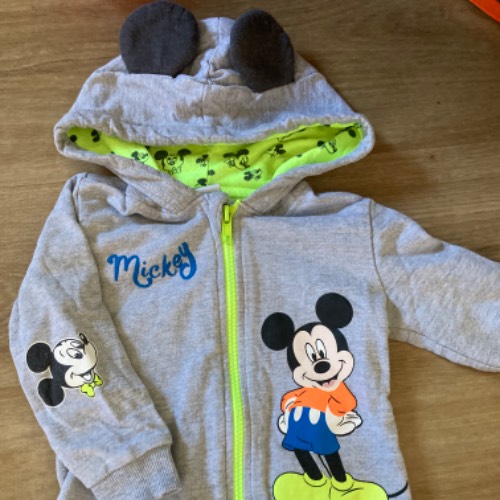 Strickjacke Mickey Mouse, zu finden beim Stand 77 am Standort Flohkids Berlin Ost