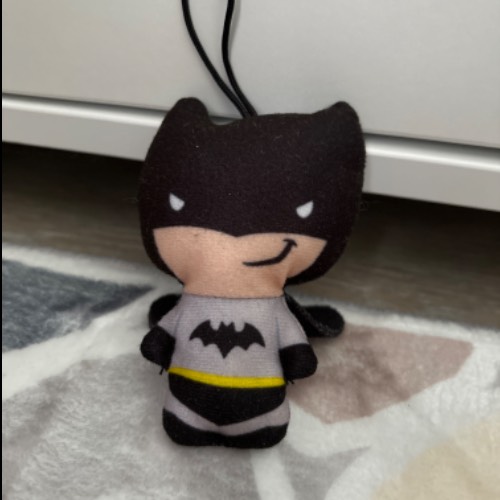 Batman Anhänger , zu finden beim Stand 7 am Standort Flohkids Berlin Ost