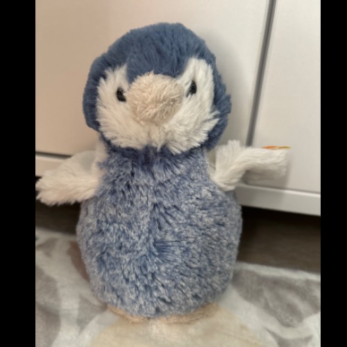 Steiff Pinguin Paule NEU, zu finden beim Stand 7 am Standort Flohkids Berlin Ost