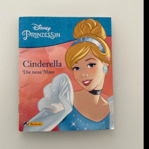 Buch Cinderella, zu finden beim Stand 18 am Standort Flohkids Berlin Ost