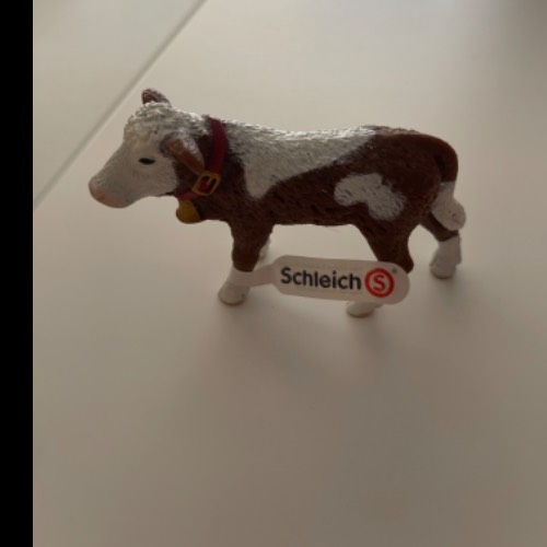 Schleich Kalb, zu finden beim Stand 18 am Standort Flohkids Berlin Ost