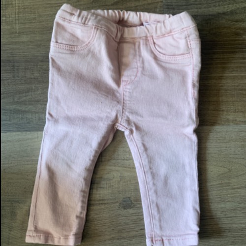 Hose Rosa Stretchjeans, H&M, zu finden beim Stand 118 am Standort Flohkids Berlin Ost