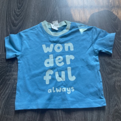 T- Shirt , H&M, neu , zu finden beim Stand 224 am Standort Flohkids Berlin Ost