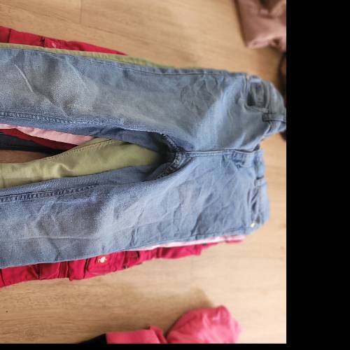 Jeans eng  Größe: 146, zu finden beim Stand 193 am Standort Flohkids Berlin Ost