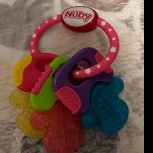 Nuby Baby Spielzeug, zu finden beim Stand 7 am Standort Flohkids Berlin Ost