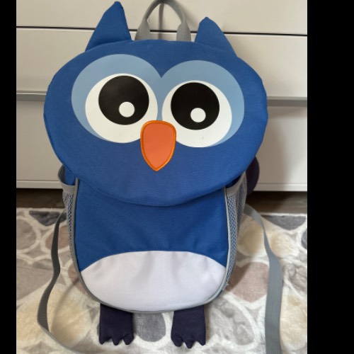 Kinderrucksack blau Eule, zu finden beim Stand 7 am Standort Flohkids Berlin Ost