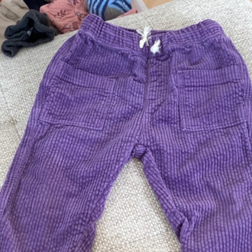 H&M Cordhose, lila, Größe: 80, zu finden beim Stand 209 am Standort Flohkids Berlin Ost