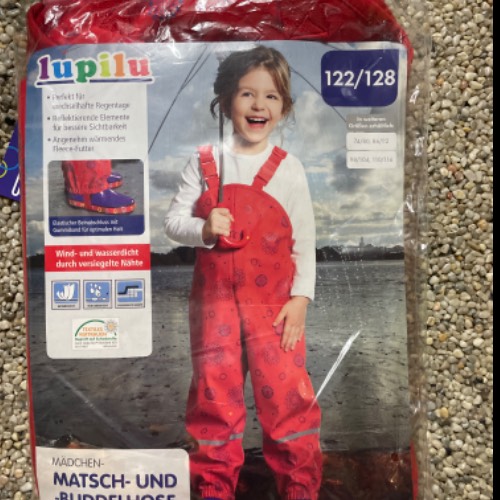 Regenhose  Größe: 122-128, zu finden beim Stand 75 am Standort Flohkids Berlin Ost