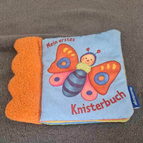 Knisterbuch schmetterling , zu finden beim Stand 122 am Standort Flohkids Berlin Ost