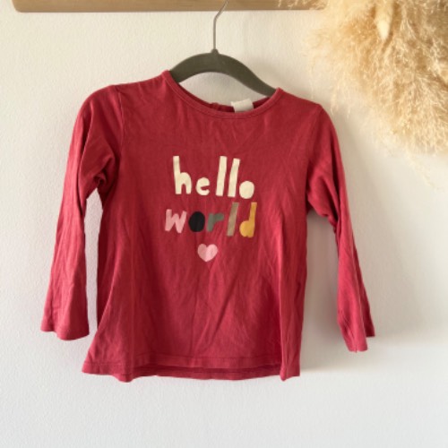 H&M Shirt Hello World  Größe: 86, zu finden beim Stand 71 am Standort Flohkids Berlin Ost