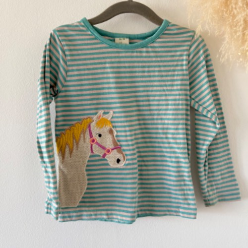 Wie NEU Alana Shirt Pferd  Größe: 98, zu finden beim Stand 71 am Standort Flohkids Berlin Ost