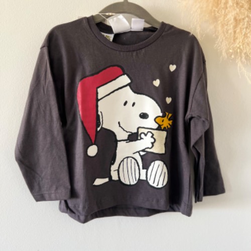 NEU Zara Snoopy Christmas  Größe: 92, zu finden beim Stand 71 am Standort Flohkids Berlin Ost