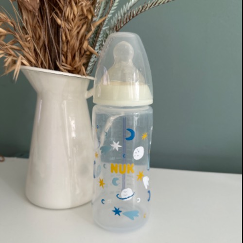 NUK Flasche  Größe: 300 ml, zu finden beim Stand 214 am Standort Flohkids Berlin Ost