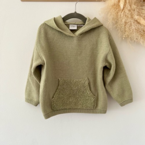 Zara Strickhoodie Bouclé Größe: 98, zu finden beim Stand 71 am Standort Flohkids Berlin Ost