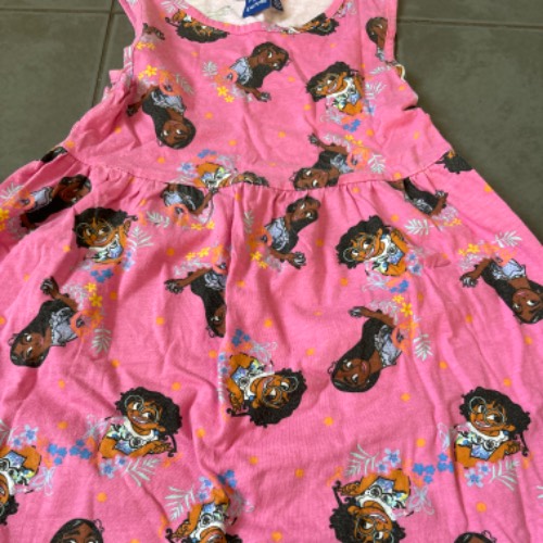 Kleid Disney  Größe: 122, zu finden beim Stand 241 am Standort Flohkids Berlin Ost