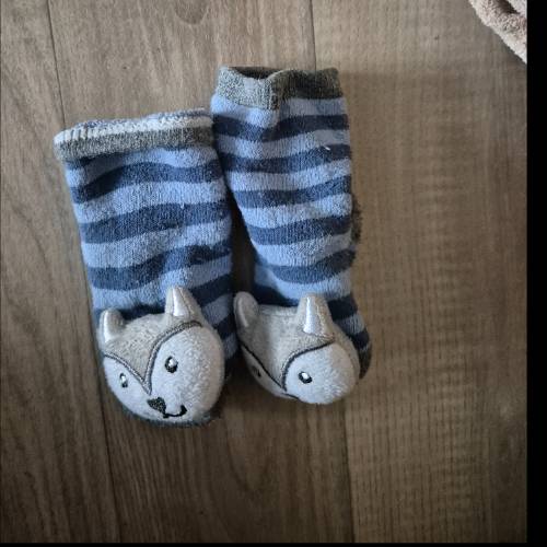 Rasselsocken blau neu, zu finden beim Stand 103 am Standort Flohkids Berlin Ost