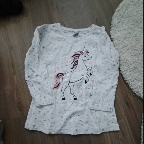 Shirt einhorn  Größe: 116, zu finden beim Stand 207 am Standort Flohkids Berlin Ost