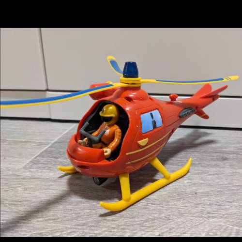 Hubschrauber Feuerwehrmann Sam, zu finden beim Stand 192 am Standort Flohkids Berlin Ost