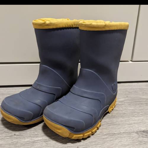 Elefanten Gummistiefel  Größe: 22, zu finden beim Stand 192 am Standort Flohkids Berlin Ost