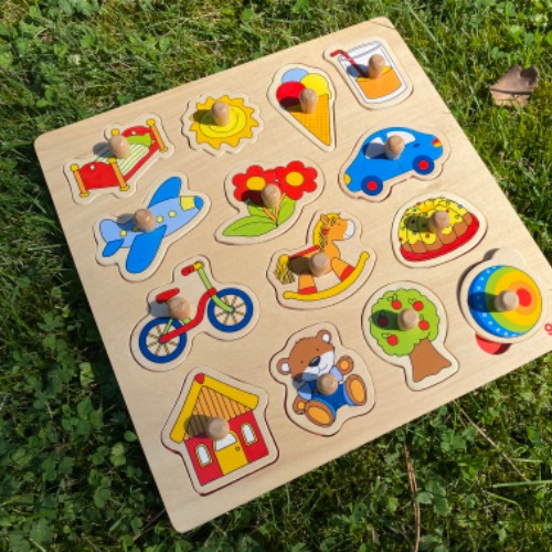 Goki Holzpuzzle , zu finden beim Stand 93 am Standort Flohkids Berlin Ost