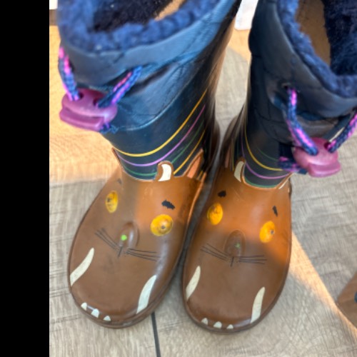 Grüffelo Gummistiefel, zu finden beim Stand 217 am Standort Flohkids Berlin Ost