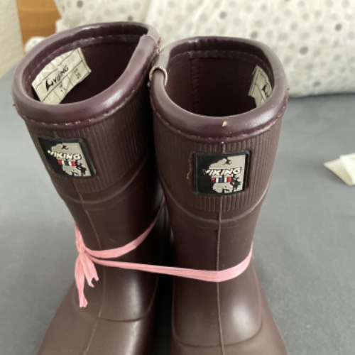 GR  Größe: 25/Gummistiefel/Wiking, zu finden beim Stand 126 am Standort Flohkids Berlin Ost