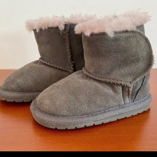 Emu Winterstiefel  Größe: 20, zu finden beim Stand 90 am Standort Flohkids Berlin Ost