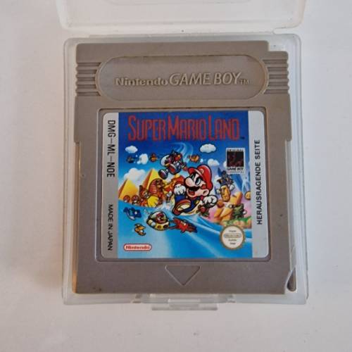 Gameboy Spiel Super Mario Land, zu finden beim Stand 19 am Standort Flohkids Berlin Ost