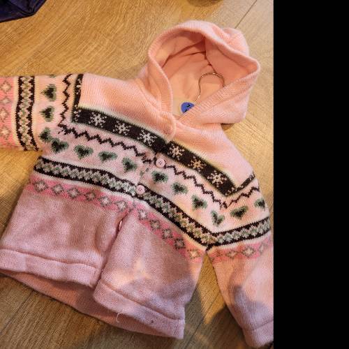 Strickjacke rosa  Größe: 86, zu finden beim Stand 4 am Standort Flohkids Berlin Ost