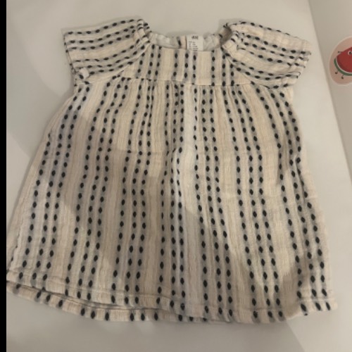 H&M Kleid beige/punkte  Größe: 68, zu finden beim Stand 208 am Standort Flohkids Berlin Ost