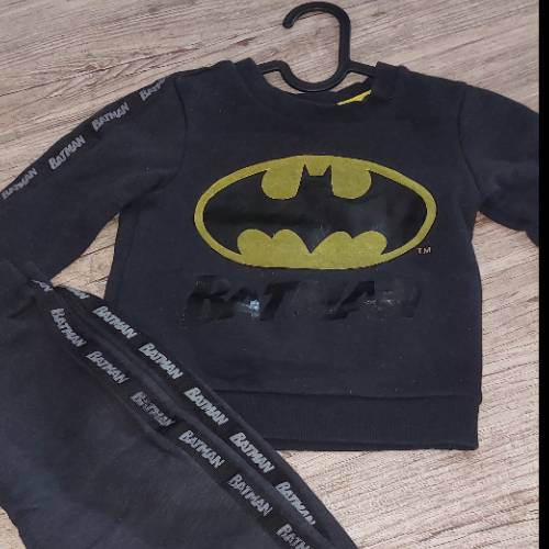 Jogging-set batman, Größe: 98, zu finden beim Stand 121 am Standort Flohkids Berlin Ost